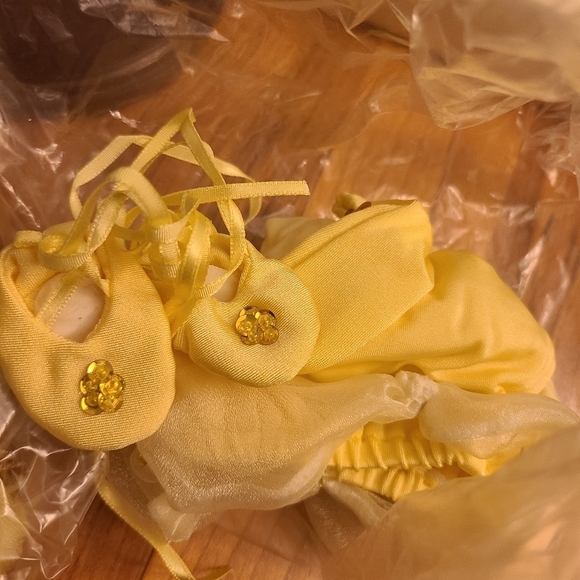 Porcelain ballerina doll - Picture 3 of 3